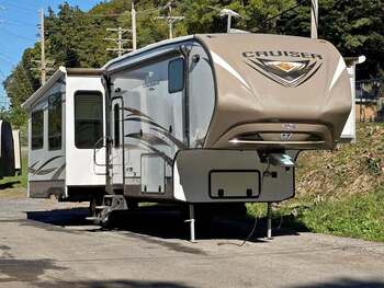 Thumbnail of RV