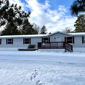 Photo of Spacious 5BD/2.5BA Doublewide in Hillcrest Estates – $79,900!