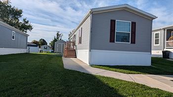 Thumbnail of mobile home
