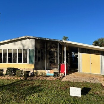 Thumbnail of mobile home