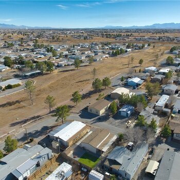 Thumbnail of mobile home