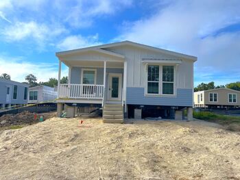 Thumbnail of mobile home