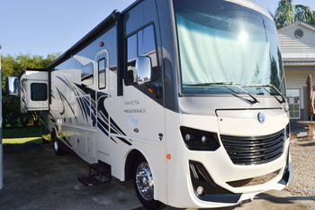 Thumbnail of RV
