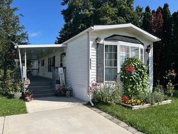 Thumbnail of mobile home