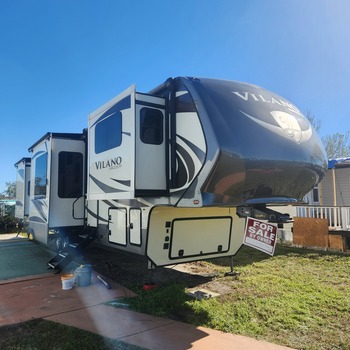 Thumbnail of RV