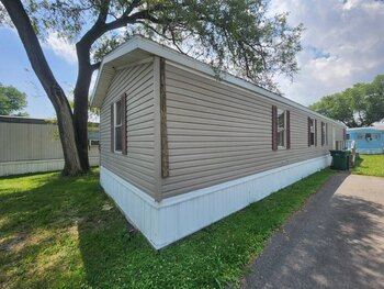 Thumbnail of mobile home