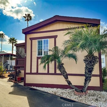 Thumbnail of mobile home