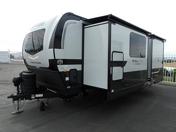 Thumbnail of RV