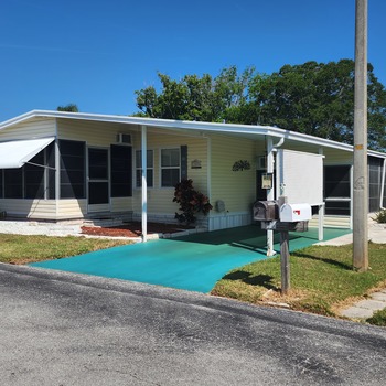 Thumbnail of mobile home