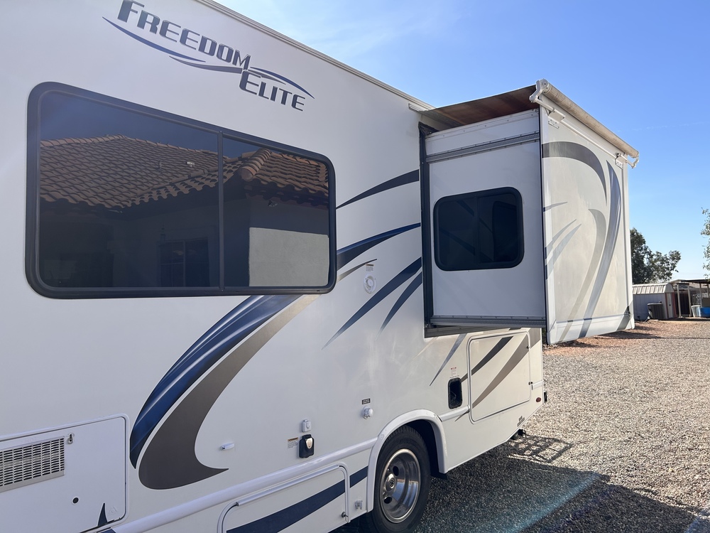 Photo of Rv