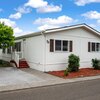 Mobile Home for Sale: Manufactured Home in Park - Double Wide Manufactured,Manufactured Home, Milwaukie, OR