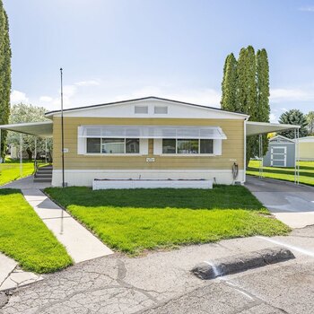 Thumbnail of mobile home