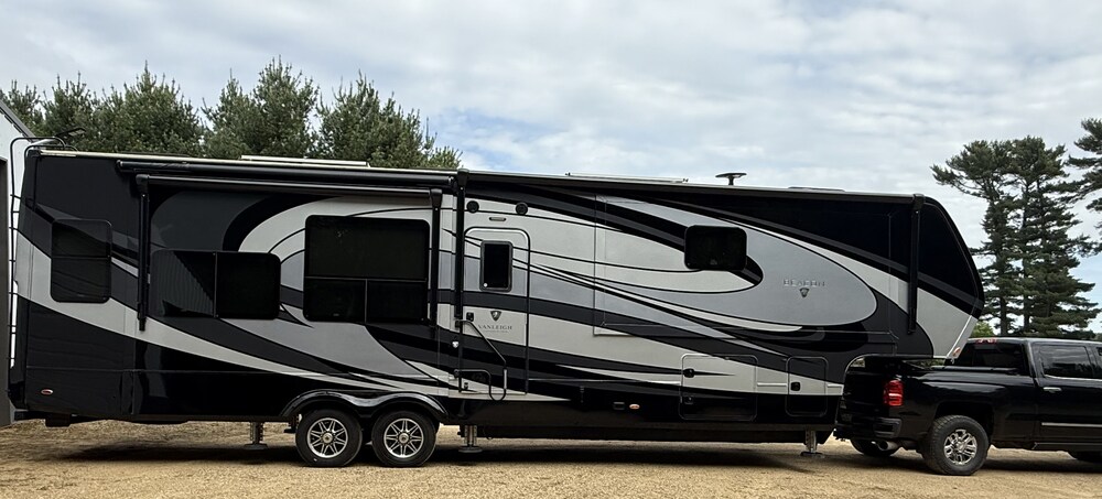 Photo of Rv