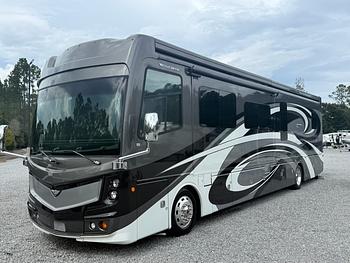 Thumbnail of RV