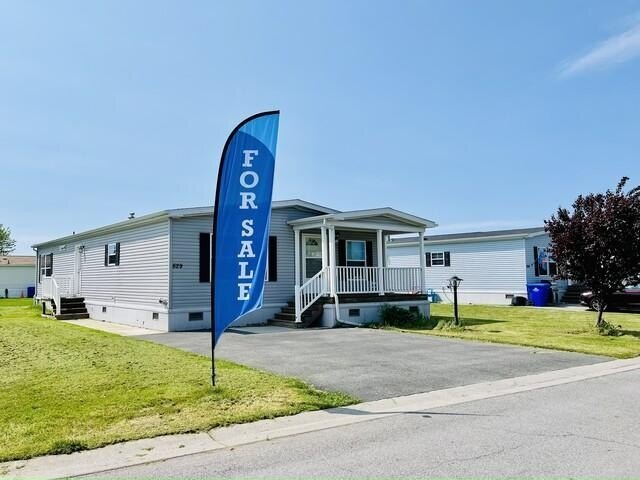Photo of Mobile Home