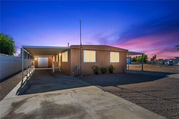 Thumbnail of mobile home