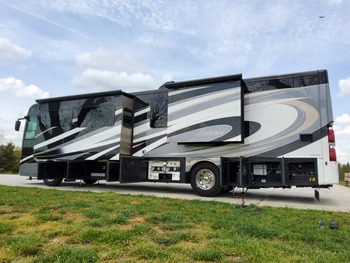 Thumbnail of RV