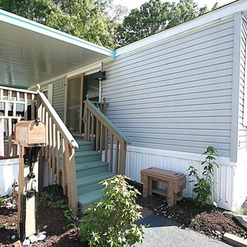 Thumbnail of mobile home