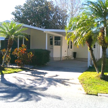 Lake Griffin Harbor Village