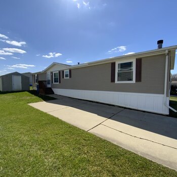 Thumbnail of mobile home