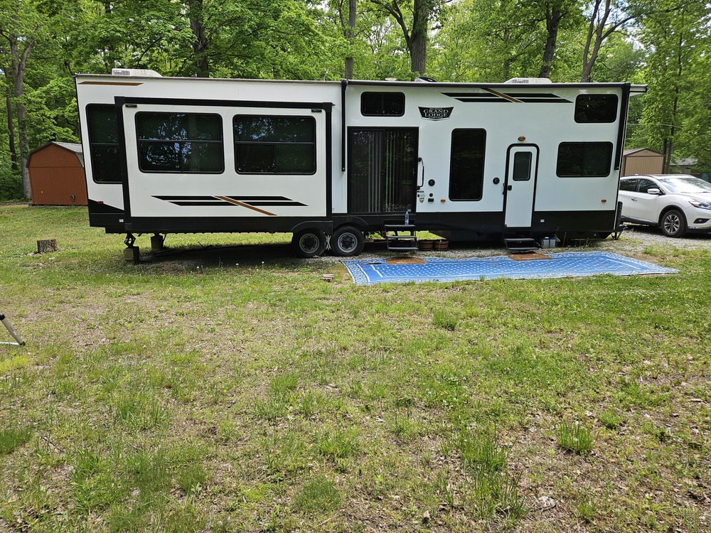 Photo of Rv