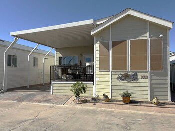 Thumbnail of mobile home