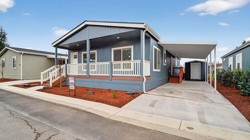 Photo of Mobile Home