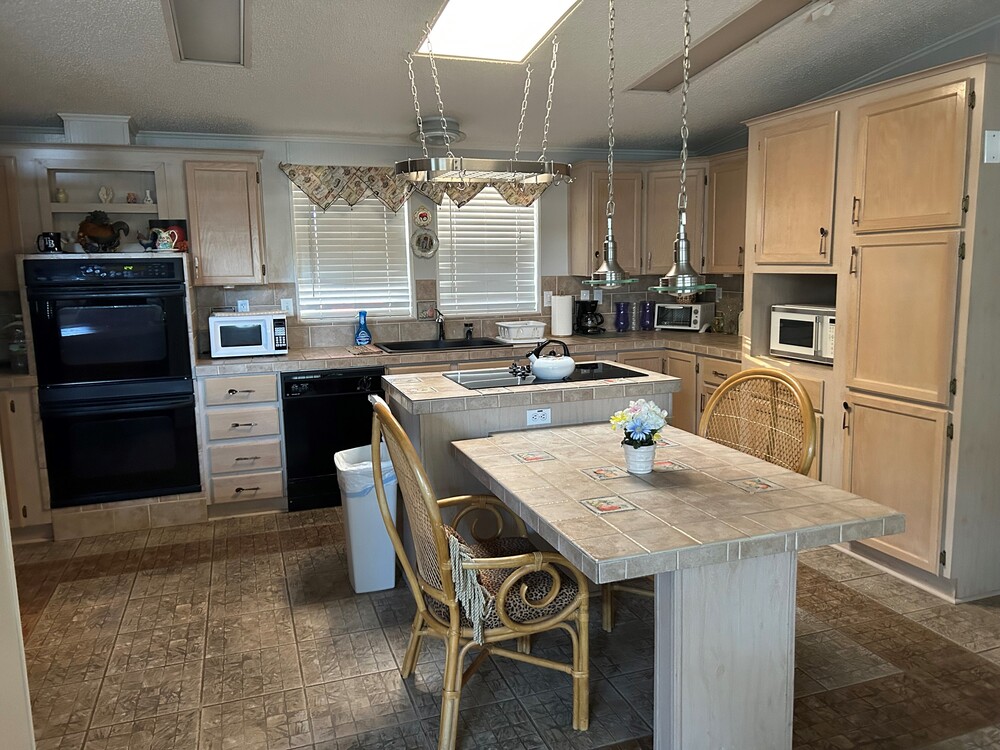 Strawberry Ridge Village