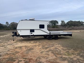 Thumbnail of RV