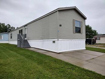 Thumbnail of mobile home
