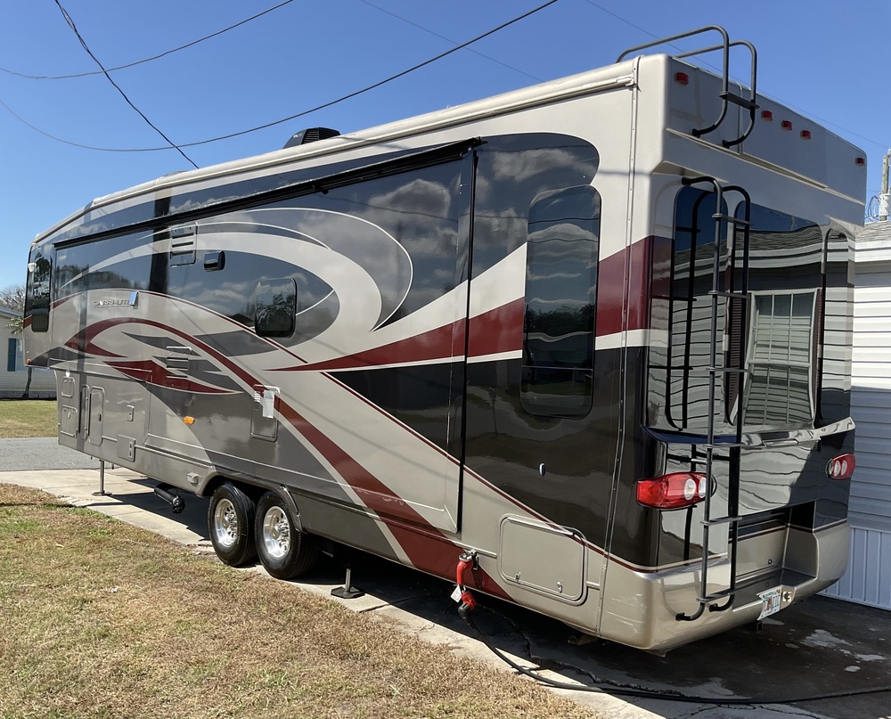 Photo of Rv
