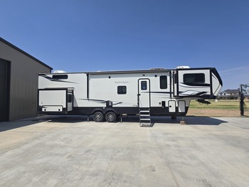 Thumbnail of RV