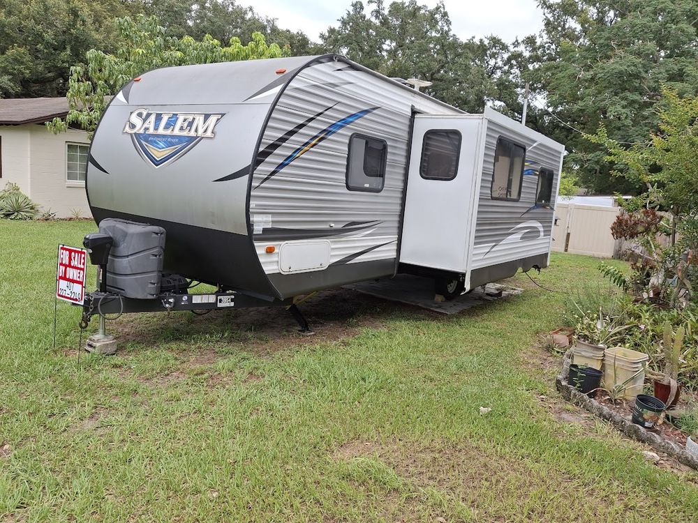 Photo of Rv