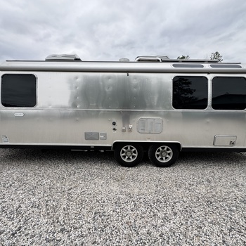 Thumbnail of RV