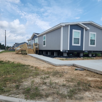 Thumbnail of mobile home