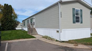 Thumbnail of mobile home
