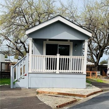 Thumbnail of mobile home