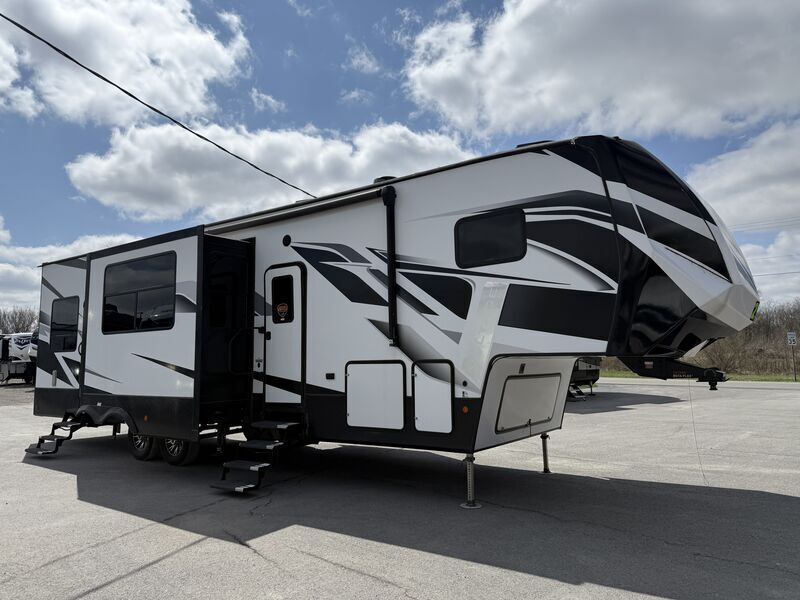 Photo of Rv