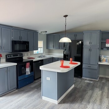 Thumbnail of mobile home