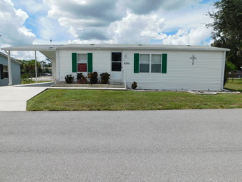 Thumbnail of mobile home
