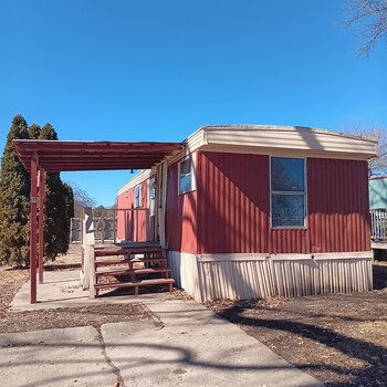 Thumbnail of mobile home