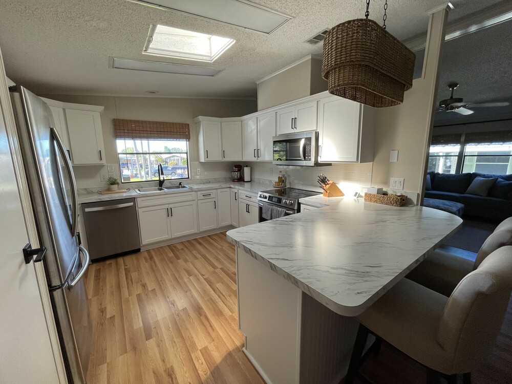 Lake Griffin Harbor Village