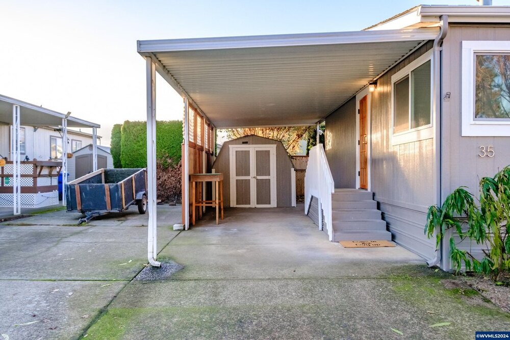 Photo of Mobile Home