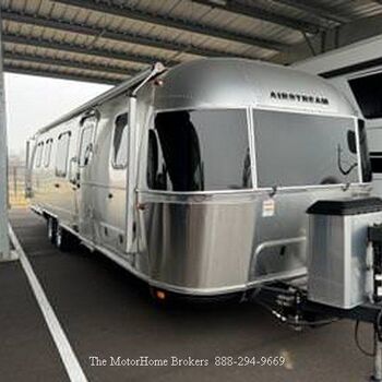 Thumbnail of RV