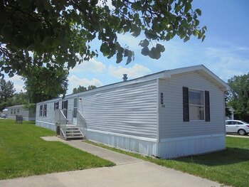 Thumbnail of mobile home
