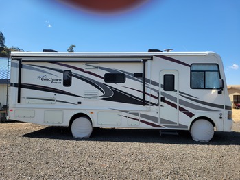 Thumbnail of RV