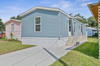 Thumbnail of mobile home
