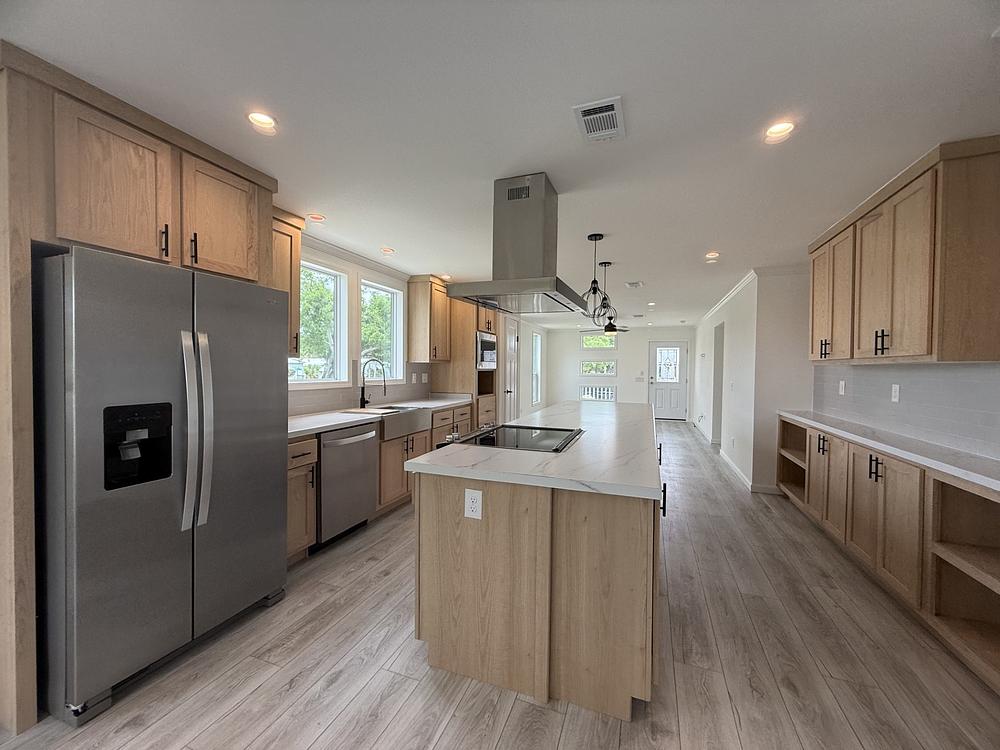 Camelot Lakes Village