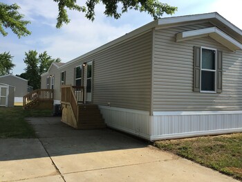 Thumbnail of mobile home