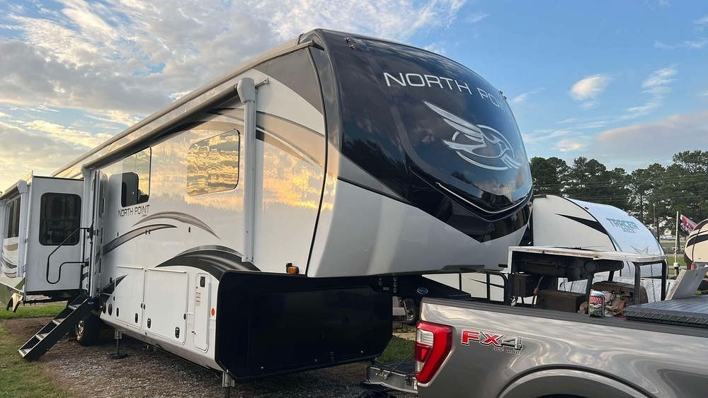 Photo of Rv